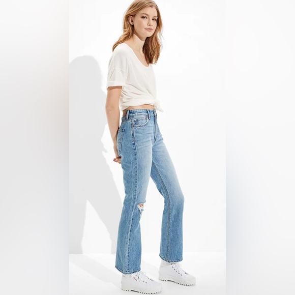 American Eagle - Ripped Highest Waist ‘90s Flare Jean - Size 8 - Picture 3 of 13